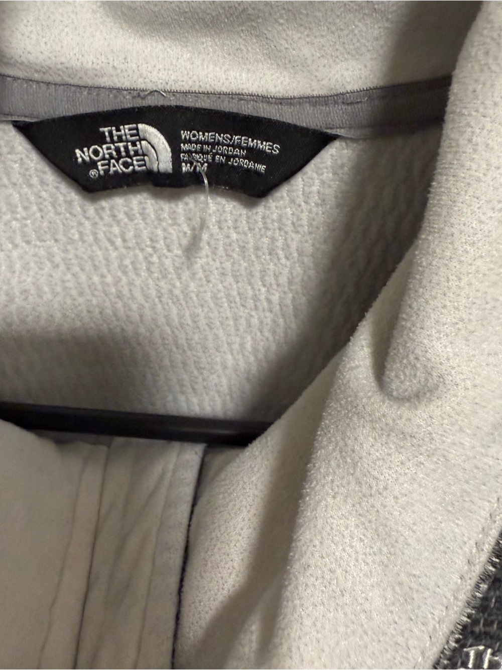 The North Face Women's Gray Full-Zip Fleece Jacket. Medium - Picture 3 of 4